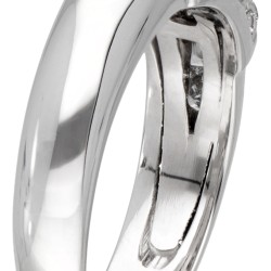 18 kt. Witgouden ring bezet met ca. 0.80 ct. diamant.