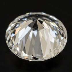 GIA-gecertificeerde briljant geslepen natuurlijke diamant van 0.54 ct.