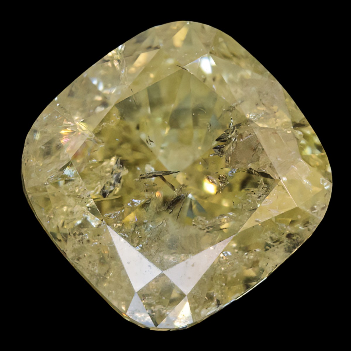 IGI-gecertificeerde square cushion geslepen natuurlijke diamant van 1.02 ct.