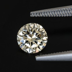 GIA-gecertificeerde briljant geslepen natuurlijke diamant van 0.95 ct.