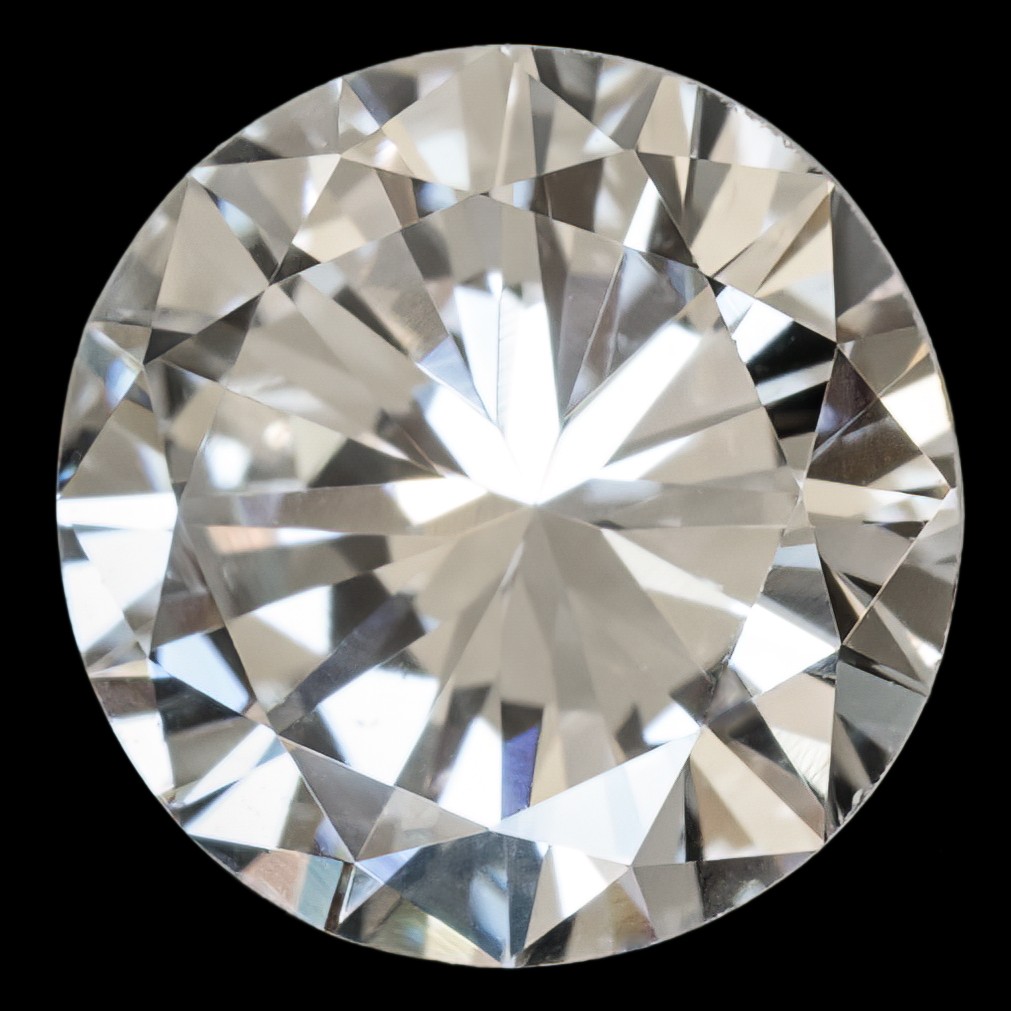 GIA-gecertificeerde briljant geslepen natuurlijke diamant van 0.62 ct.