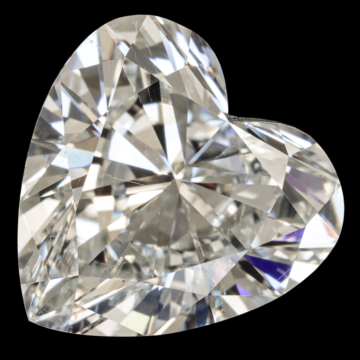 GIA-gecertificeerde hart briljant geslepen natuurlijke diamant van 2.12 ct.