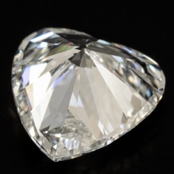 GIA-gecertificeerde hart briljant geslepen natuurlijke diamant van 2.12 ct.