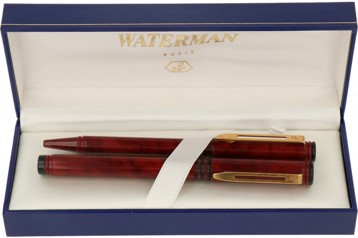 (2) Delig set Waterman pennen.