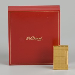 S.T. Dupont Ligne 2 Slim quilted aansteker met originele doos.