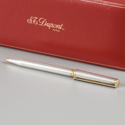 S.T. Dupont "Montparnasse" ballpoint pen met originele doos.