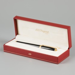 S.T. Dupont "Fidelio" Vulpen Laque-de-Chine met originele doos.