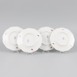 Een set van (4) porseleinen bordjes met Rotschild Bird decor. Herend, Hongarije, eind 20e eeuw.