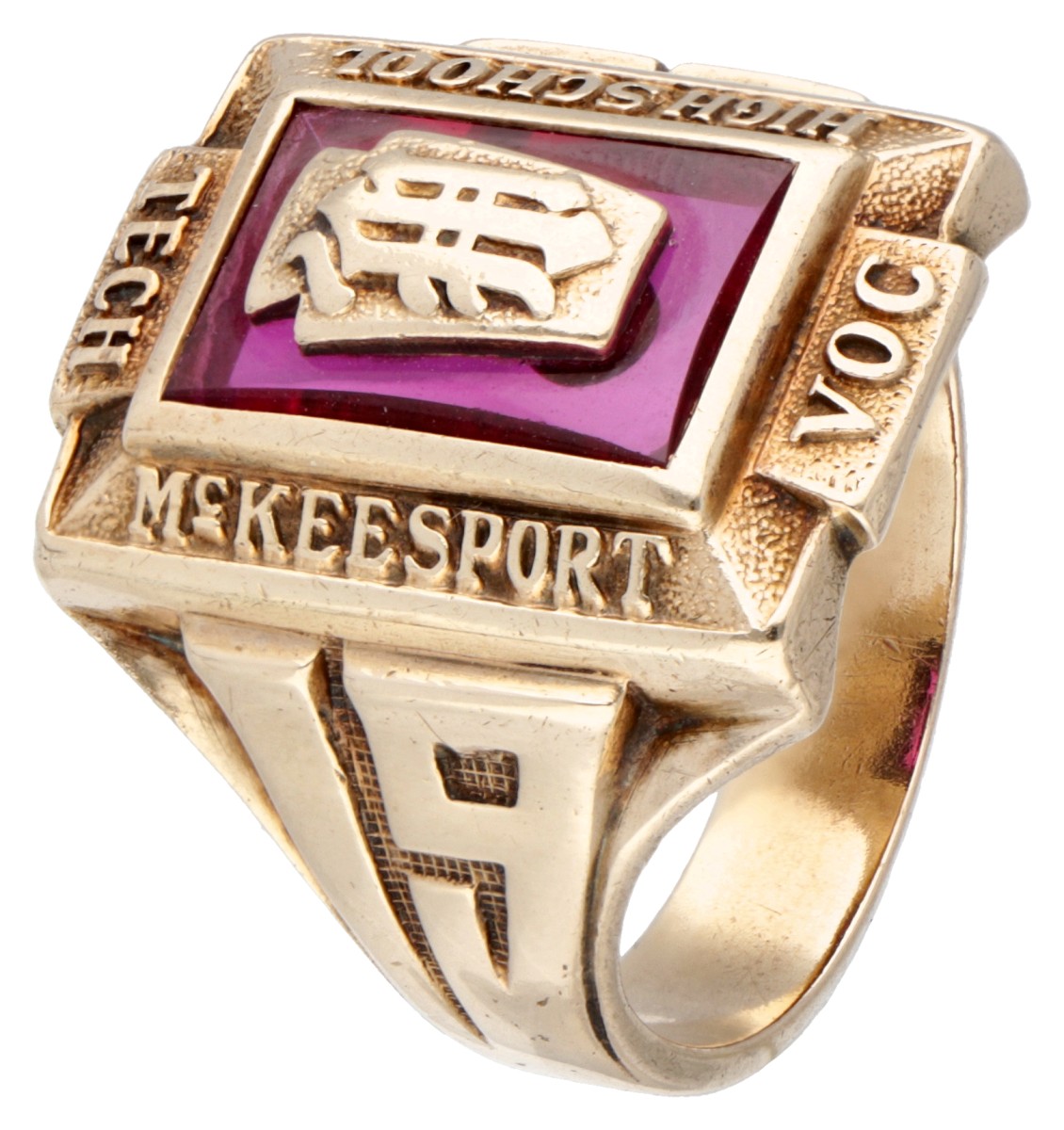 BWG 10 kt. geelgouden college ring met synthetische robijn.