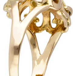 18 kt. Geelgouden vintage ring met een zoetwaterparel.
