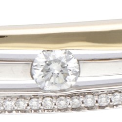 14 kt. Bicolor gouden Diamonde bangle armband bezet met ca. 0.28 ct. diamant.