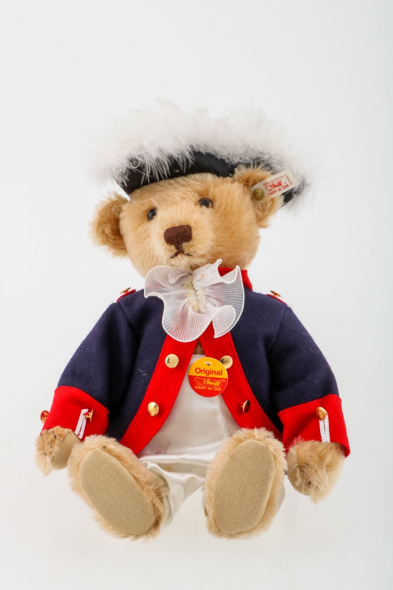 Een Steiff knuffelbeer, Duitsland, 2e helft 20e eeuw.