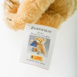Een Steiff knuffelbeer, Duitsland, 1999.