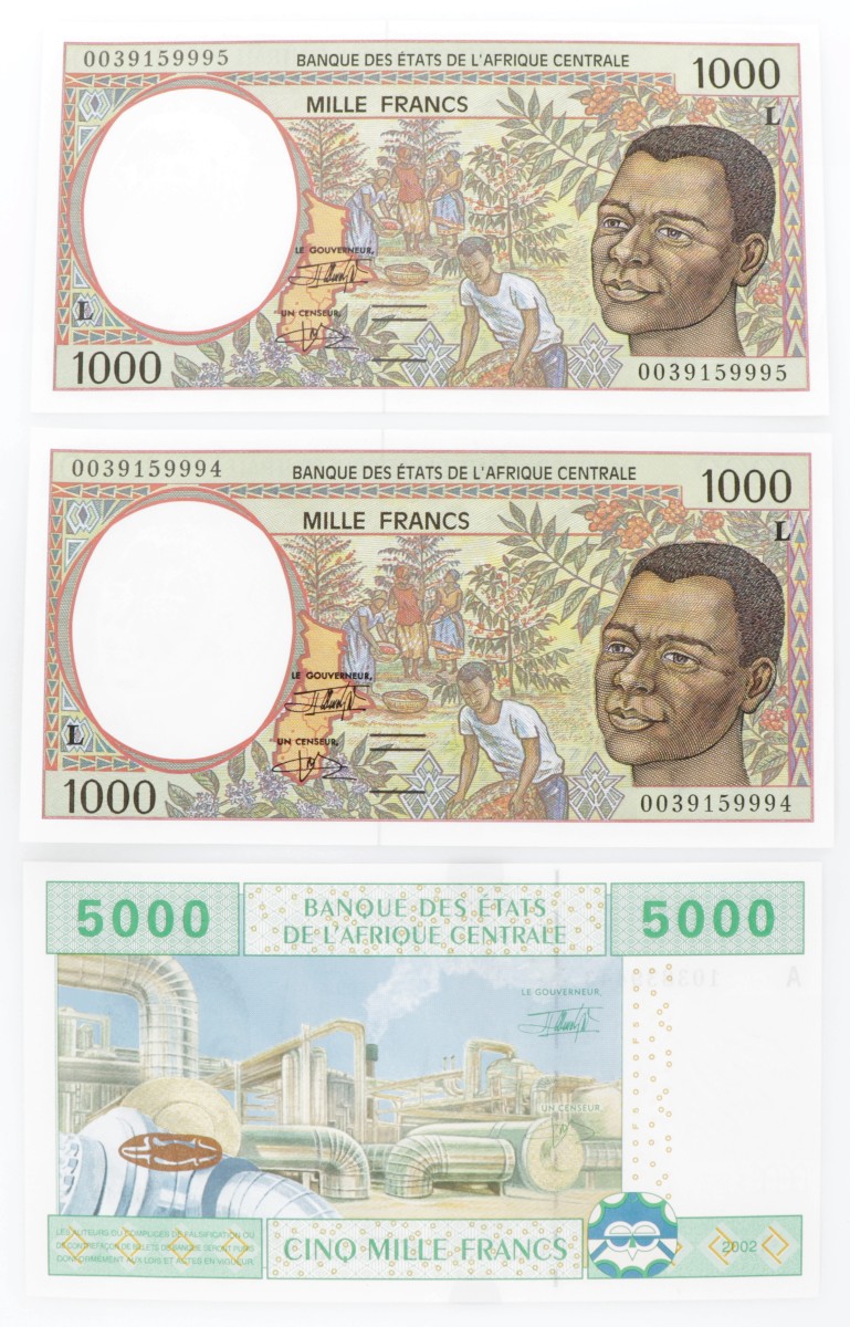 Central African States. Lot (3) 2x1000/5000 Francs. Banknote. Type 2002. Type Gabon. - UNC.