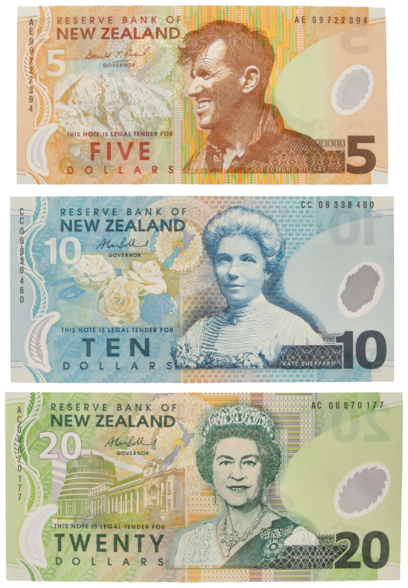 New Zealand. Lot (3) 5/10/20 Dollars. Banknote. Type 1999-2006. - UNC.