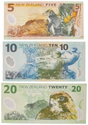 New Zealand. Lot (3) 5/10/20 Dollars. Banknote. Type 1999-2006. - UNC.