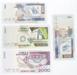 Albania. Lot (4) 2x500/1000/2000 Leke. Banknote. Type 2001-2007. - UNC.