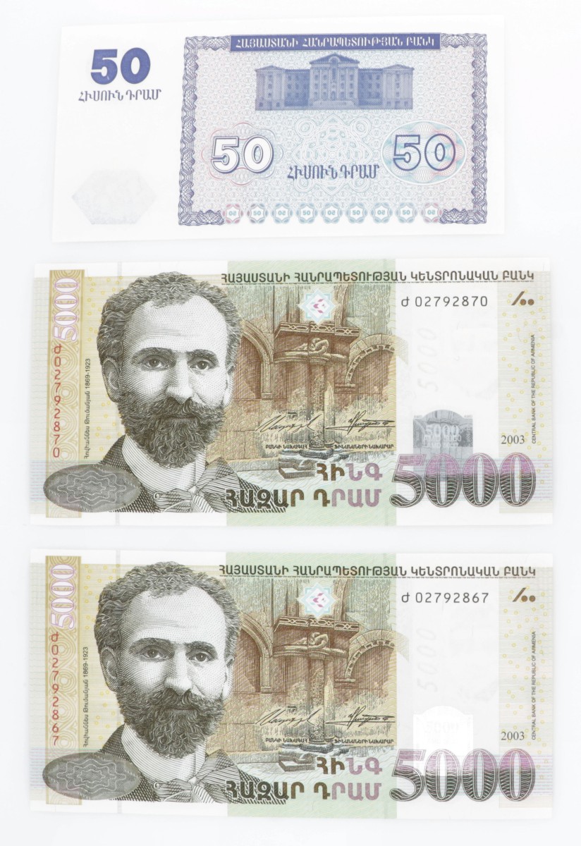 Armenia. LOt (3) 50/2x5000 Dram. Banknote. Type 1993-2003. - UNC.