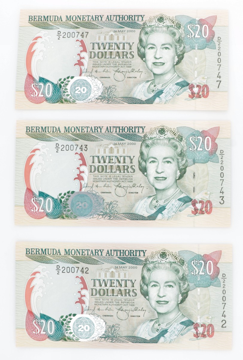 Bermuda. 3x 20 Dollars 2000. Banknote. Type 2000. - UNC.