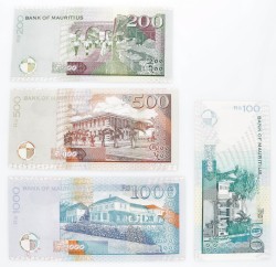 Mauritius. Lot (4) 100/200/500/1000 Rupees. Banknote. Type 1998-2007. - UNC.