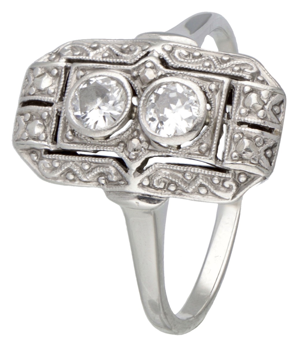 14 kt. Witgouden / Pt 950 platina art deco ring bezet met ca. 0.21 ct. diamant.