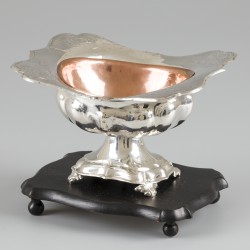 Pijpkomfoor zilver.