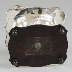 Pijpkomfoor zilver.