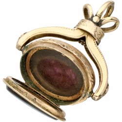 Geelgouden cachet hanger en medaillon, met heliotroop en lagensteen - BWG 10 kt.