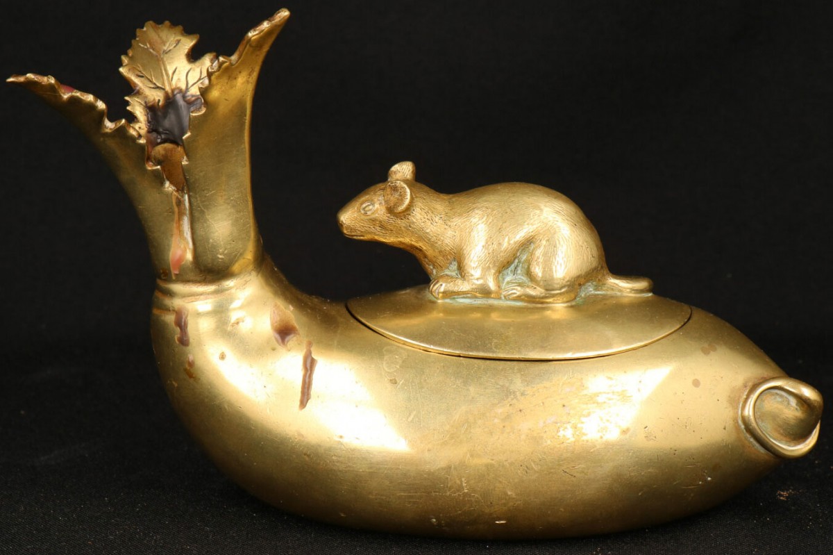 Een bronzen sculptuur. Japan, eind meji periode.