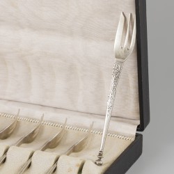 12-delige set taartvorkjes zilver.