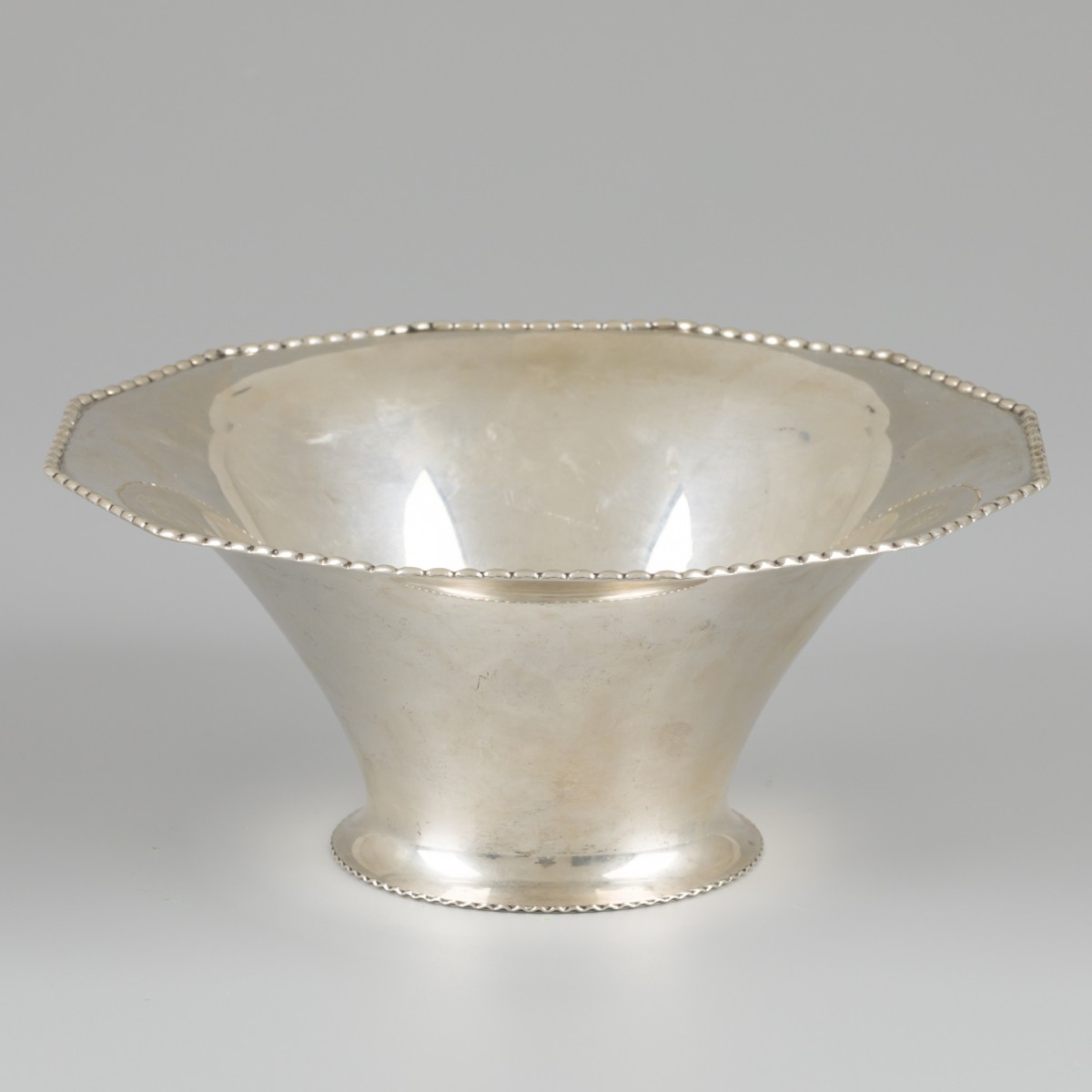 Fruitschaal zilver.