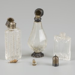 3-delig lot parfumflacons zilver.