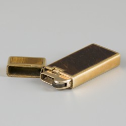 Aansteker goud.