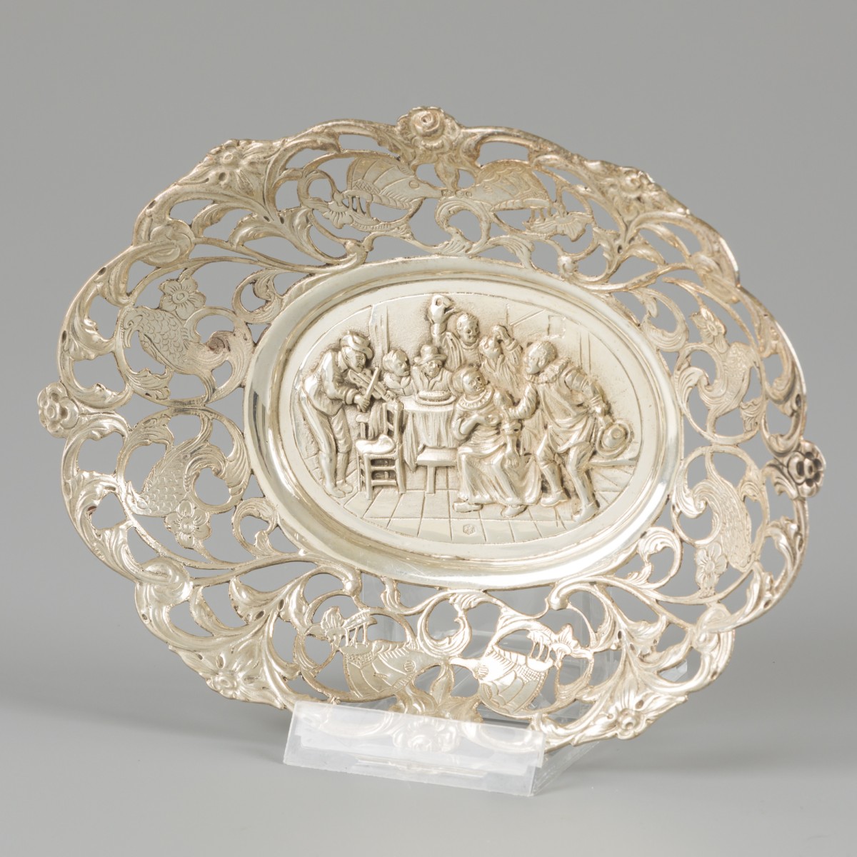 Bonbonmandje zilver.