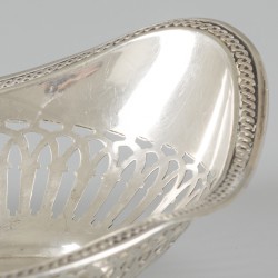 Bonbonmandje zilver.