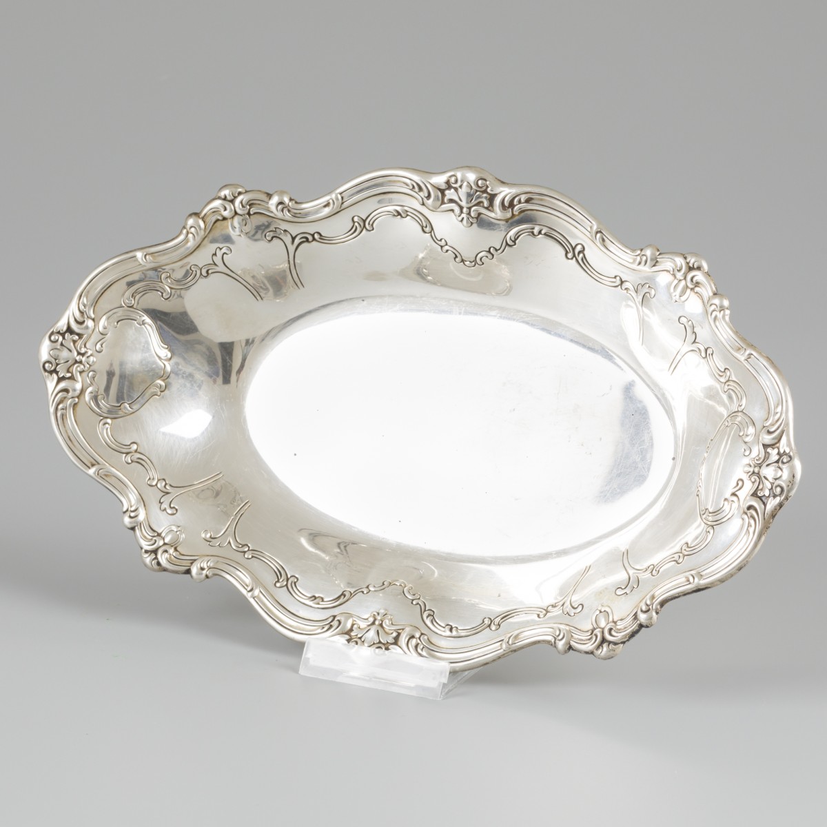 Presenteerschaal zilver.