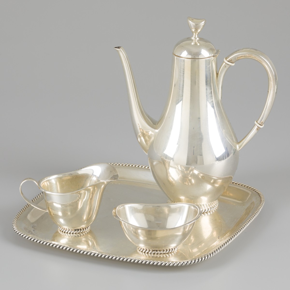 4-delig koffieservies zilver.