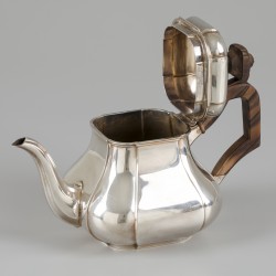 Theepot zilver.