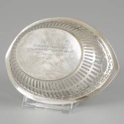 Bonbonmandje zilver.