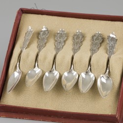 6-delige set koffie- / theelepels zilver.