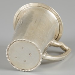 Drinkbeker zilver.