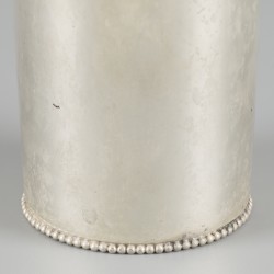 Drinkbeker zilver.