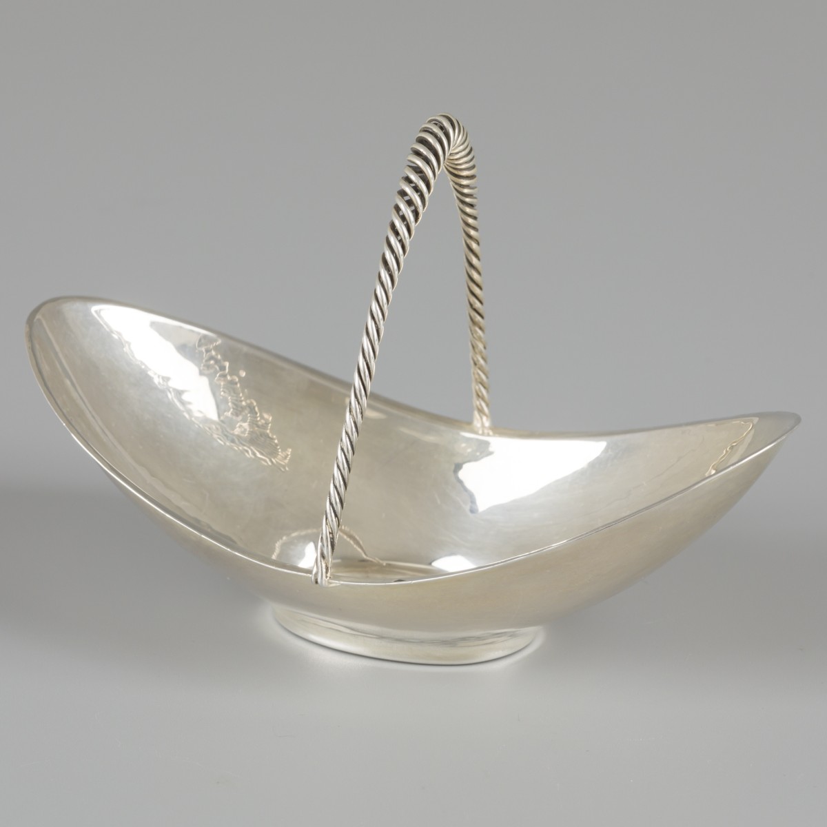 Pastille hengsel-schaaltje zilver.