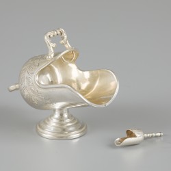 Suikerbak zilver.