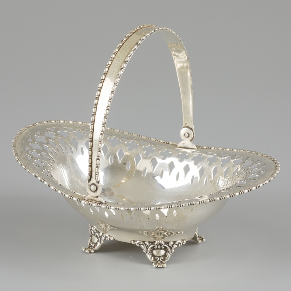 Bonbon-hengselmand zilver.