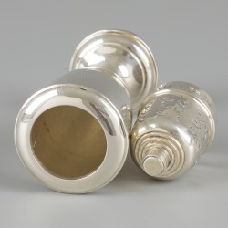 Strooibus zilver.