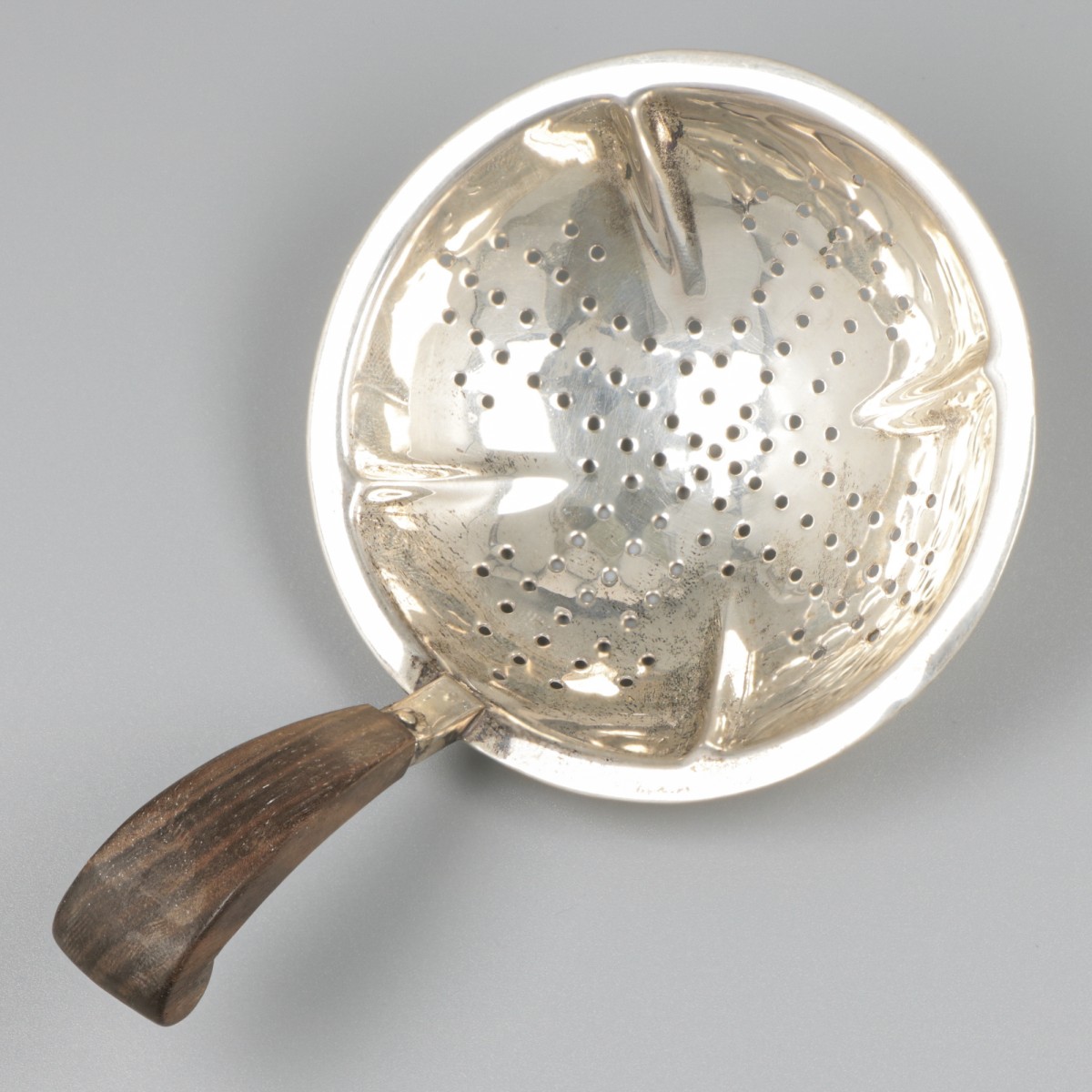 Theezeef zilver.