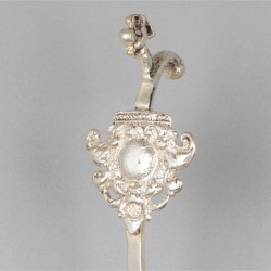 Roomlepel zilver.