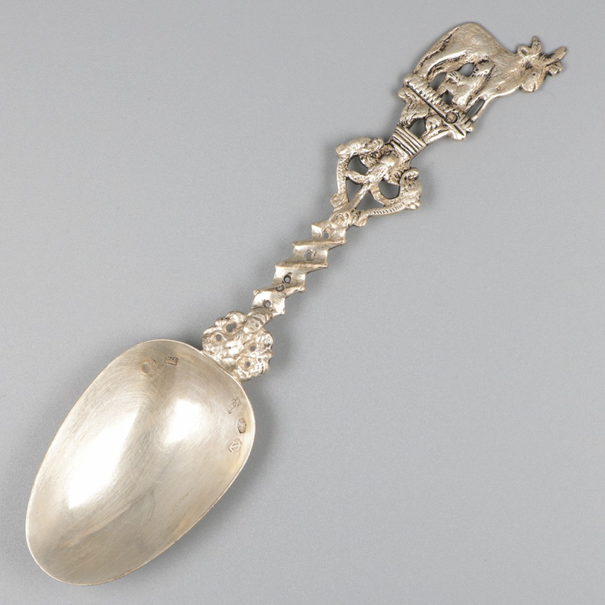 Gelegenheidslepel zilver.