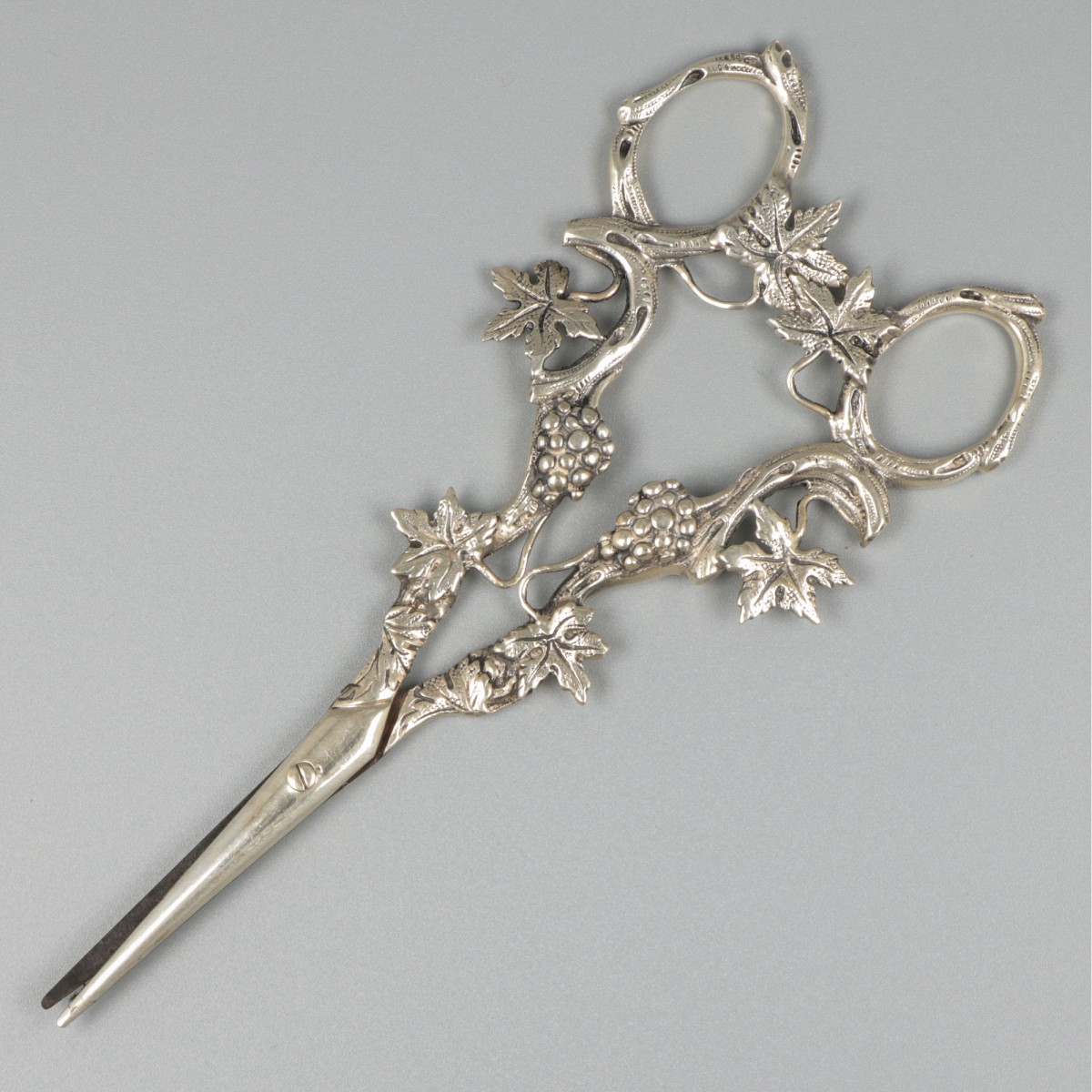 Druivenschaar zilver.